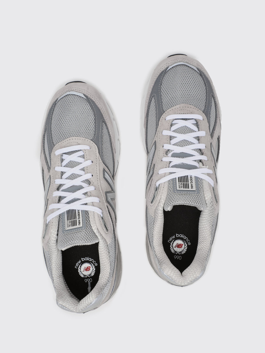 990V4