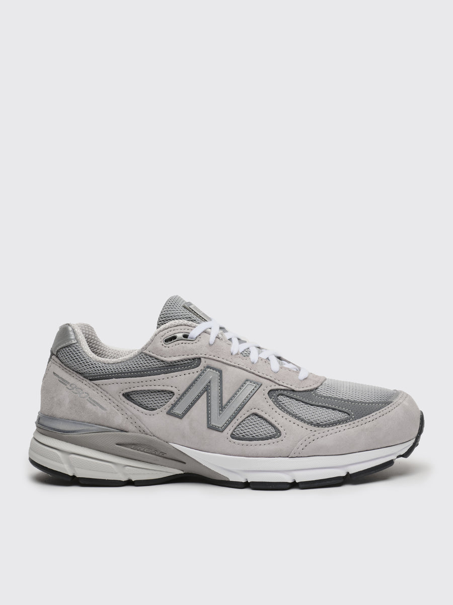 990V4