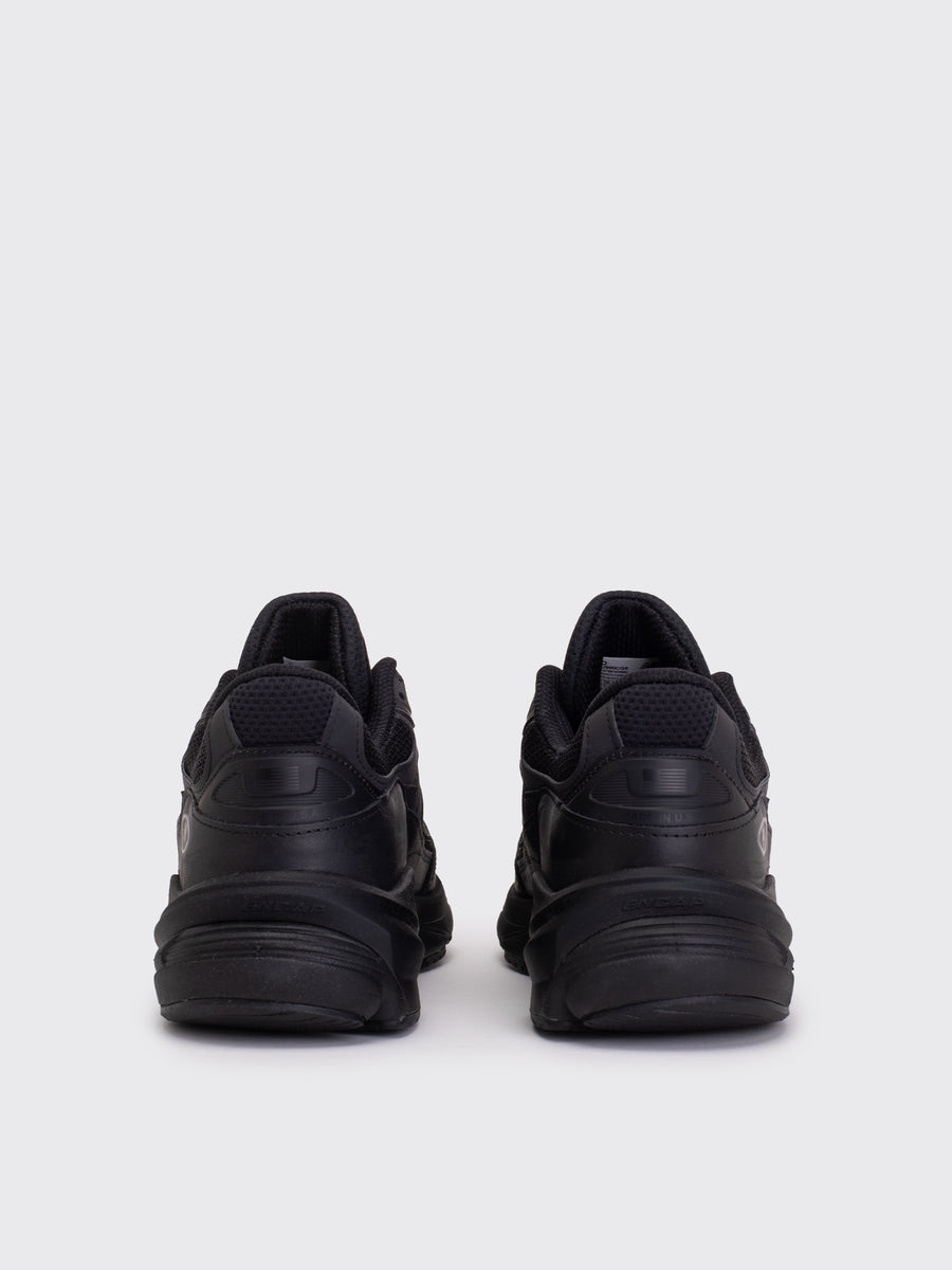 CdGH x New Balance Made in USA 990v6