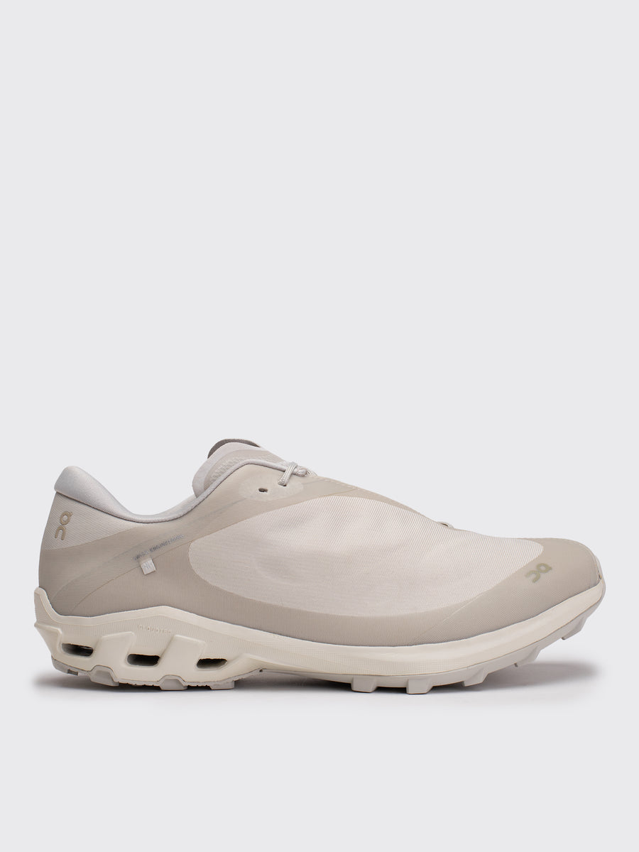 On Running x POST ARCHIVE FACTION (PAF) Cloudventure Peak