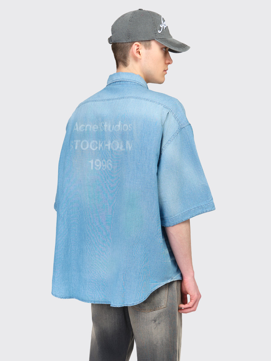 Button-up shirt logo stamp