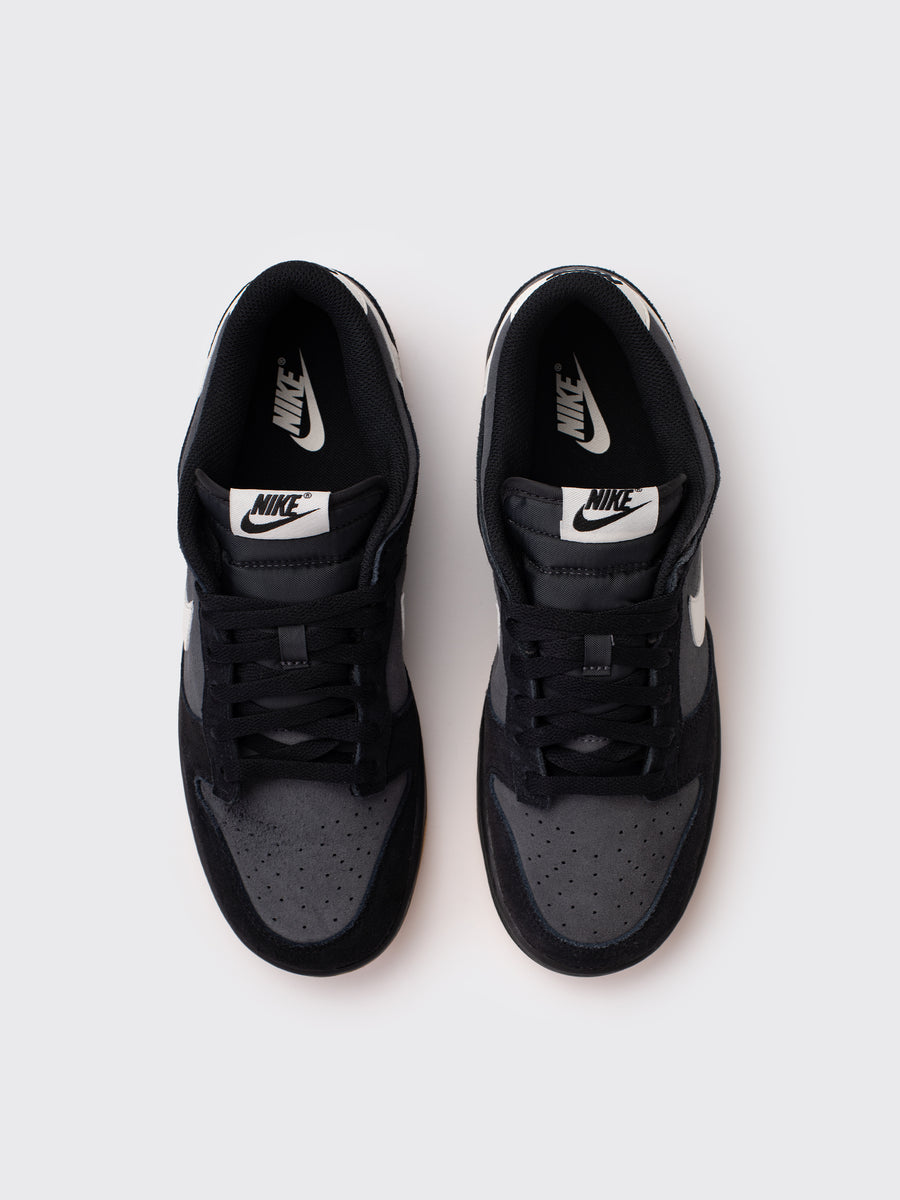 Nike Dunk Low Retro SE