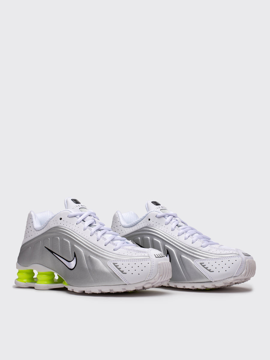 Nike Shox R4