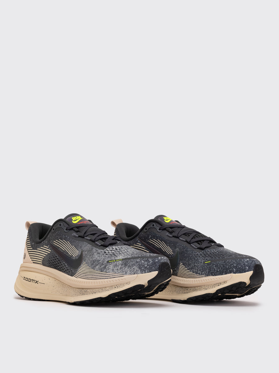 Nike Vomero 18