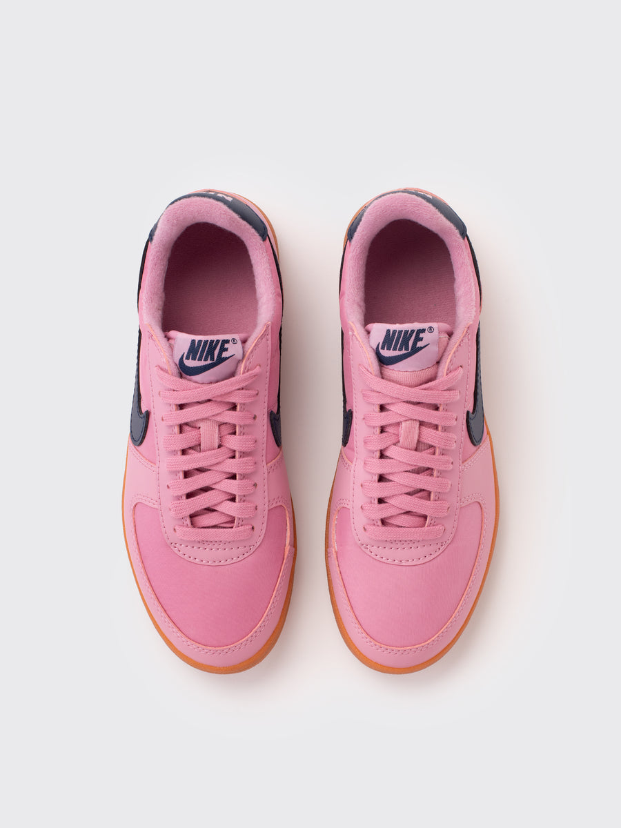 W Nike Field General