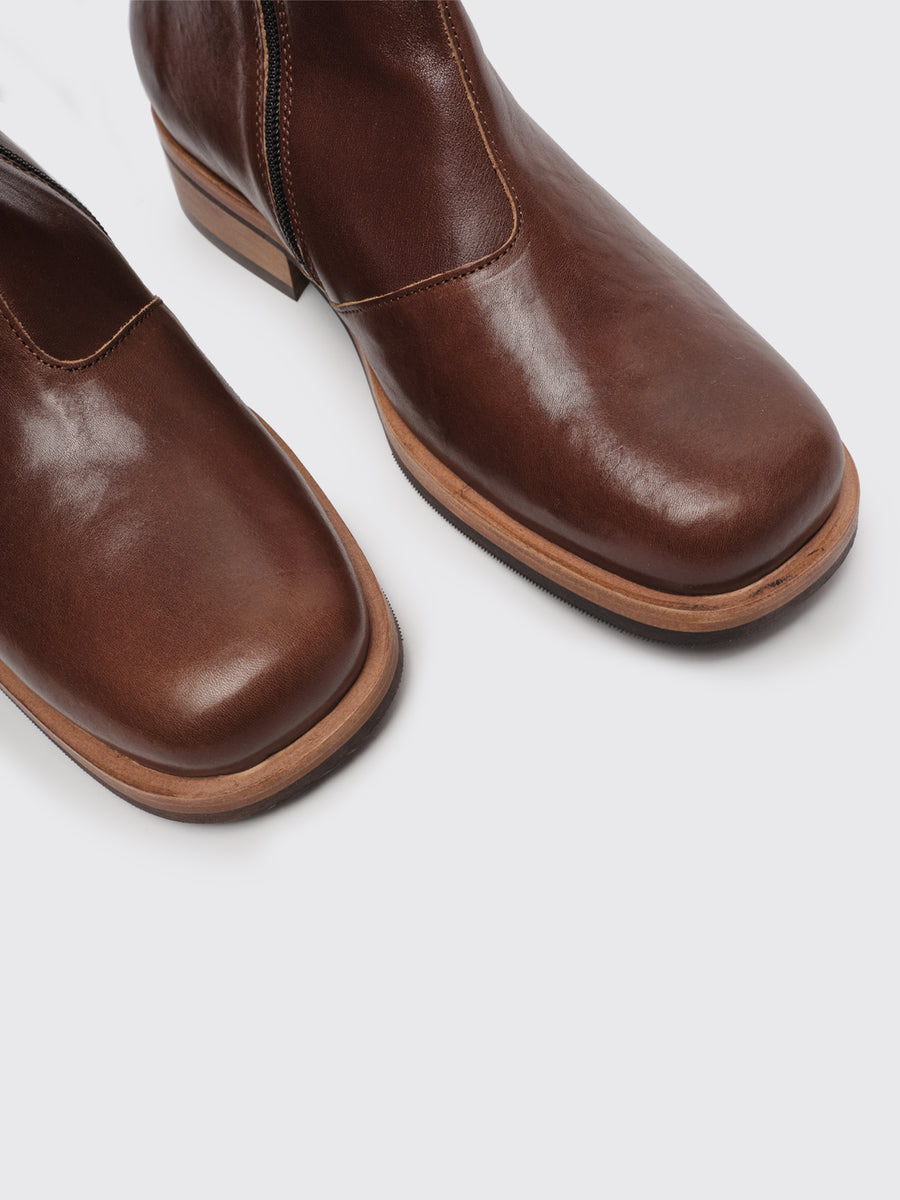 OURLEGACY-CamionBoot-WoodstockLeather