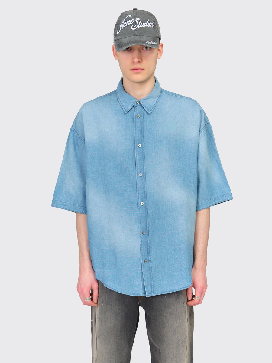 Button-up shirt logo stamp