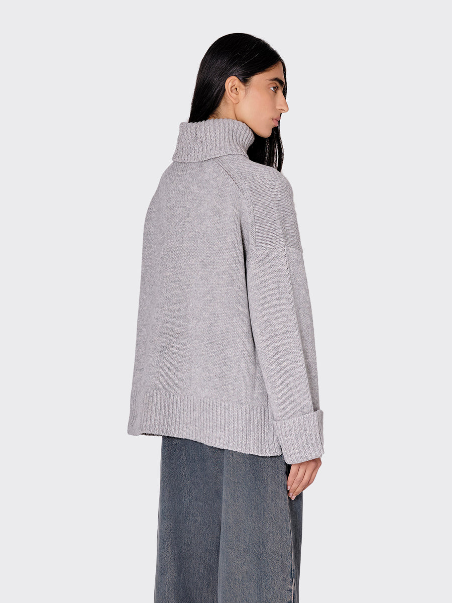 Sakeiku Turtleneck