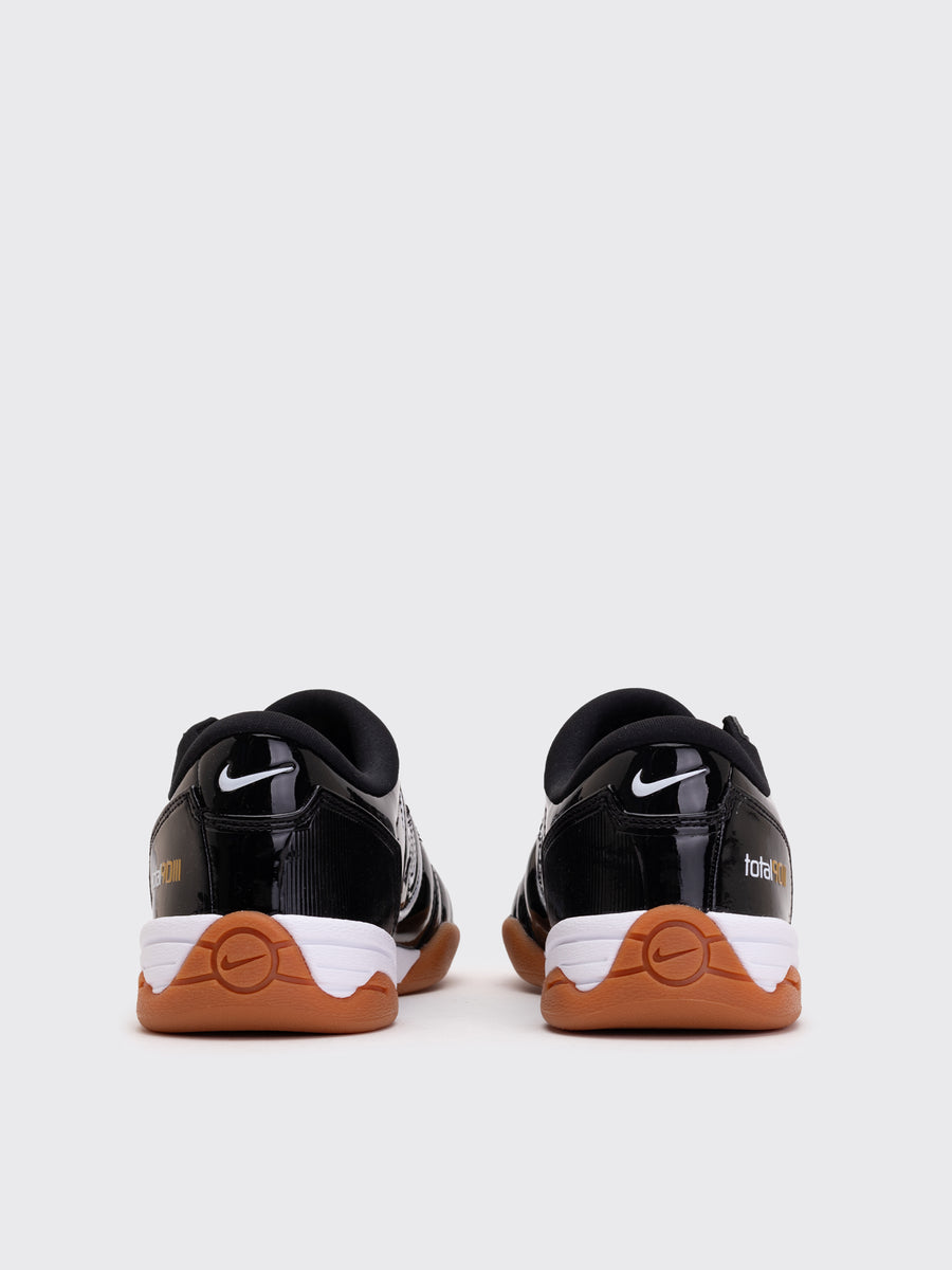 Nike Total 90