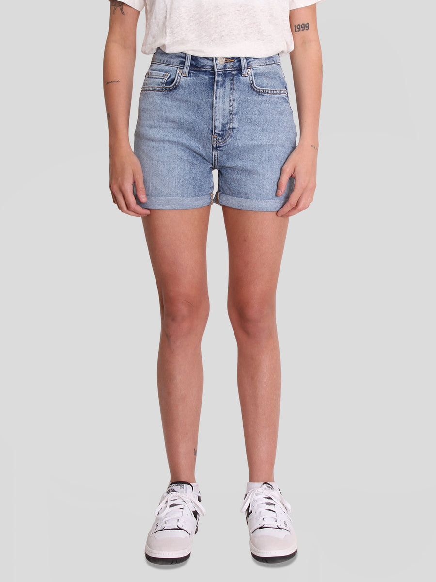 Abarna Short