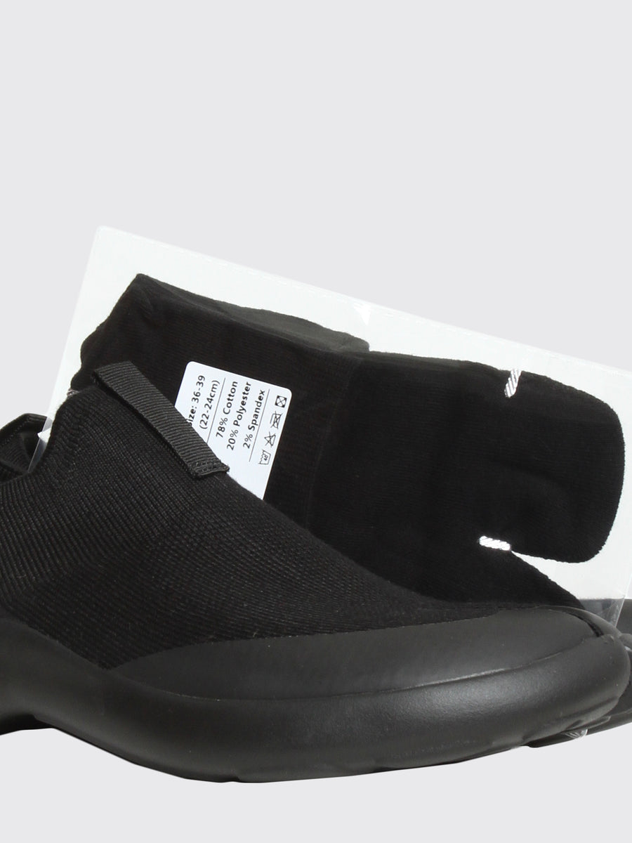 Shoe