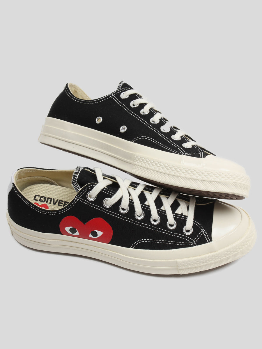 Play Converse Chuck Taylor